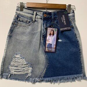 NWT Sound & Style A-Line Denim Skirt With Frayed Hem & Distressed Grunge Size 4‎